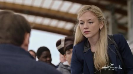 Любовь без участия (2016) Любовь без участия (2016)