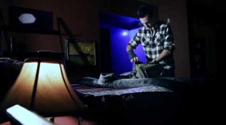 Он наблюдает (2016)