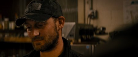 Дом напротив (2016)