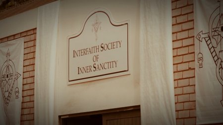 Смертельная Гонка 2050 (2016) Смертельная Гонка 2050 (2016)