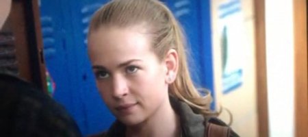 Космос между нами (2017) Космос между нами (2017)