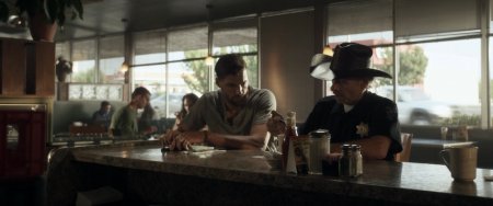 Бесценная (2016) Бесценная (2016)