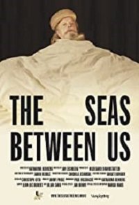 Фильм Между нами моря (2019)